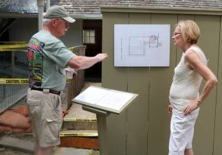 George Knight discusses the findings of the ongoing Shingle House Dig project with Ivy Tulin.