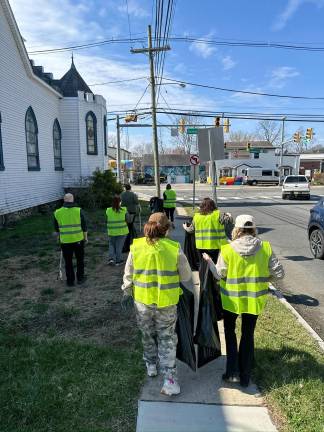 Sussex Borough Community Effort Shines as Sussex Pharms Dispensary Leads Cleanup Initiative