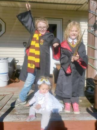 Harry Potter and Hermione Granger, aka the members of the Lyons Family.