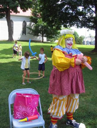 &quot;Kizzi T Clown&quot; was on hand to entertain the children.Additiional photos can be found online at warwickadvertiser.com.