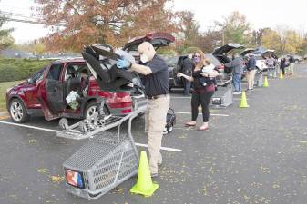 The Warwick Police Department hosted a car seat safety check event at the ShopRite Shopping Center in Warwick on Saturday, Oct. 24. Photos by Robert G. Breese.
