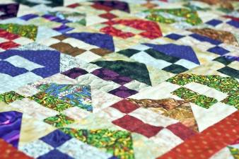 Stars of the Valley Quilt Show offers quilt appraisals
