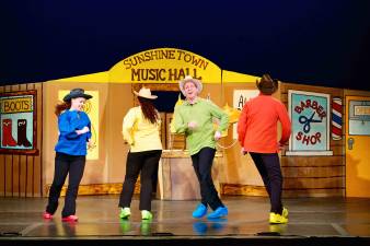 Paper Bag Players coming to SUNY Orange