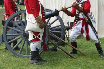 Learn about Warwick’s Revolutionary War veterans on May 17 on the lawn at The Old Stone House Inn.