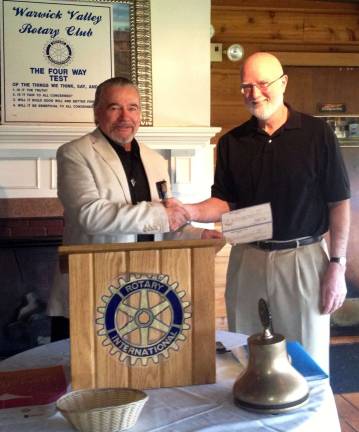Warwick Rotarians assist those who hunger