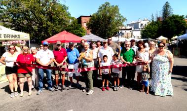 Community gathers to celebrate 32 years of the Warwick Valley Farmers’ Market.