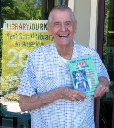 Photo by Roger Gavan Actor Carleton Carpenter with his memoir, &quot;The Absolute Joy of Work.&quot;