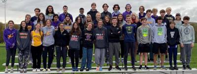 The 2021 Warwick Valley Girls and Boys Cross Country teams. Photo provided by the Warwick Valley Athletic Director.