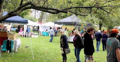 Last Saturday, Oct. 9, the Love Local Maker’s Market was held at Lewis Park in the Village of Warwick. More than 40 artists and artisans offered locally made artwork and fine crafts including natural body care products, housewares, jewelry, pottery and decorative art. Photos by Roger Gavan.