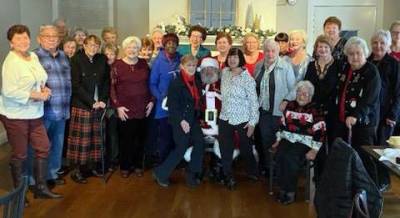 Members of the Warwick Valley Senior Club celebrate the holiday season with luncheon at The Landmark Inn. Treasurer John “Santa” Mattera and President Marie Sisti welcome new members in the new year. Contact Sisti at 845-988-0793. Photo courtesy of Frances Sinclair.