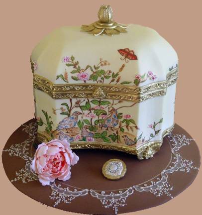 Vanessa Greeley placed first in one competition with this jewelry box cake.