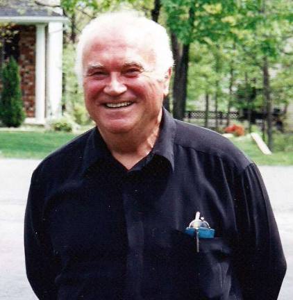 Nello &#xec;Neil&#xee; Moscioni
