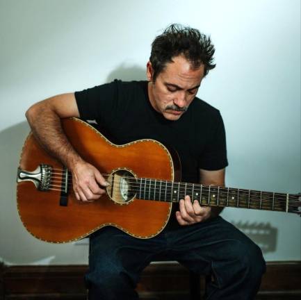 Todd Albright to perform at the Town Crier Cafe in Beacon.
