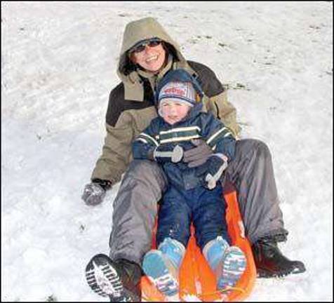 Heavy snowfall blankets Warwick area