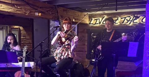 Songstress Collective dazzles music-lovers at The Cove