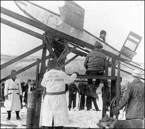 Library celebrates 75th anniversary of Greenwood Lake rocket mail