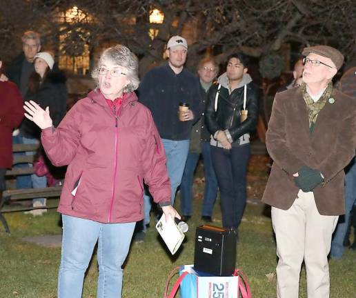 Nancy Arthur, president of the Warwick Valley Gardeners, served as emcee, and was joined by Town of Warwick Supervisor Michael Sweeton to lead the countdown for the lighting.