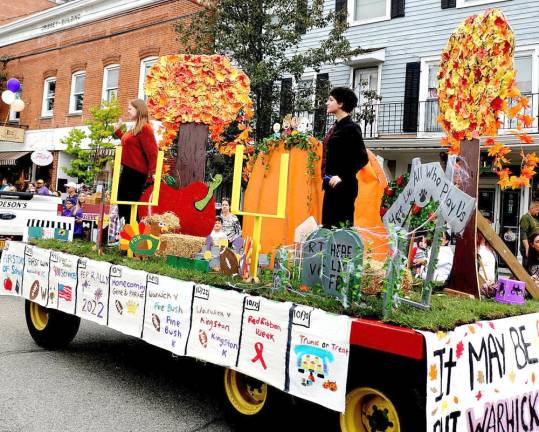 Local and school officials served as judges and voted first place to the seniors for their “Fall” float.