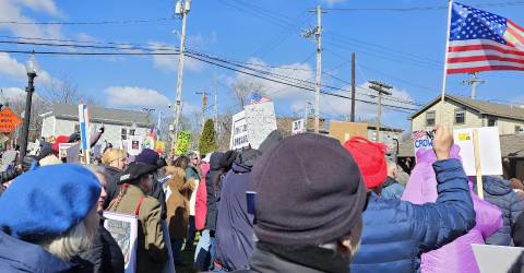 Large crowd gathers for third No Kings rally on Railroad Green