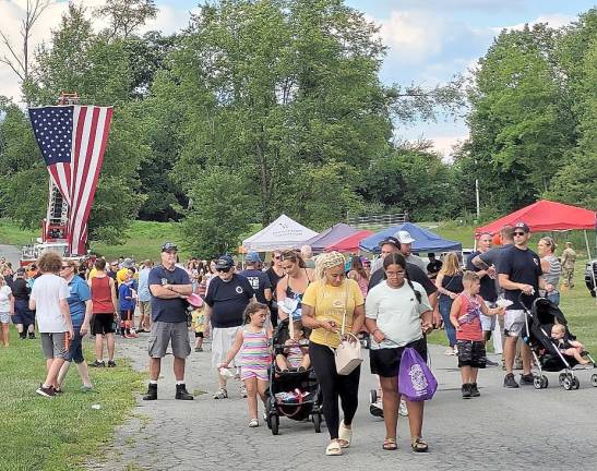 Over a 1,000 people came to ‘National Night Out’ in Veterans Memorial Park in Warwick.