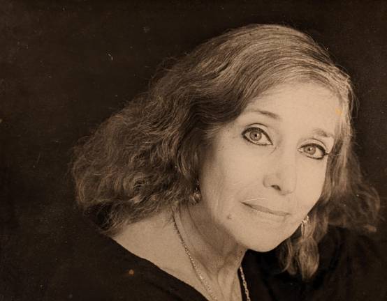 Elaine Knight