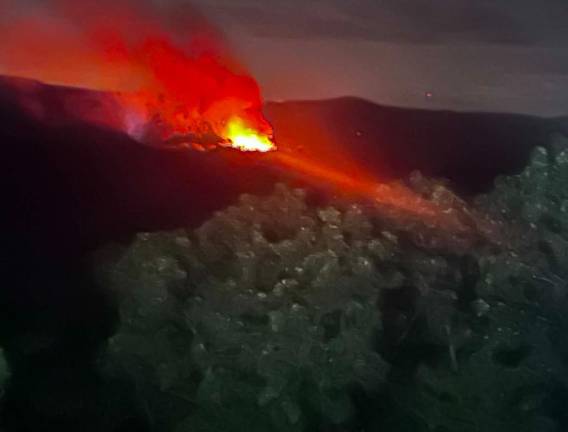 The fire as seen from Valley View Drive in Chester looking from base of Sugar Loaf Mountain.