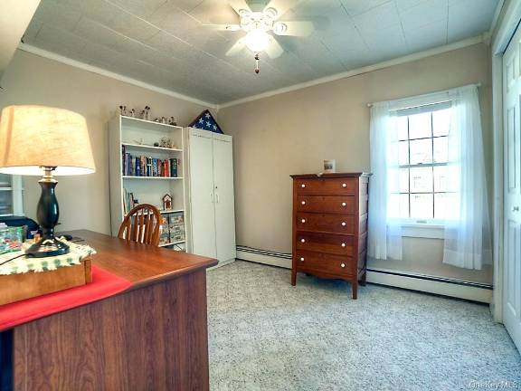 Charming, sturdy saltbox home