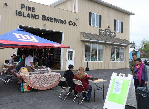 Photos by Roger Gavan On Sunday, May 6, Pine Island Brewing on County Route 1 was the site of a fundraiser for the Warwick Area Migrant Committee.