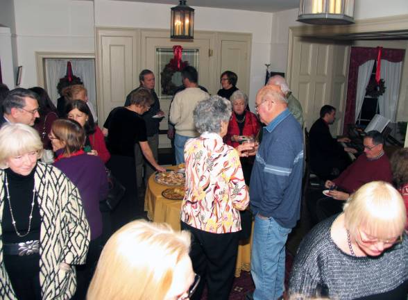 Historical Society hosts Wassail Party