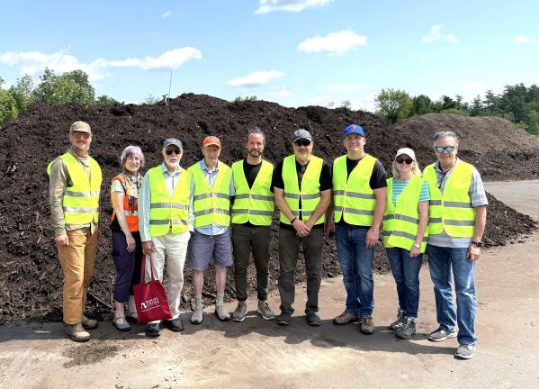 Pictured L to R: Luke Ippoliti, Farm Manager, Rigor Hill Farm; Renée Panetta, Senior Waste Reduction Consultant, CET; Dr. Bill Makofske; Michael Helme, Sustainable Warwick; Eddie Cullari, Managing Director, Eddie’s Roadhouse; Greg Galluccio, SVP Product Management and Engineering (ret), Energy Focus; Warwick Town Superisor, Jesse Dwyer; Kate Debold, Sustainable Warwick; Peter Lyons Hall, Digital Marketing Professional.