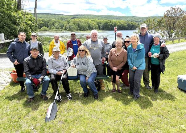 Volunteers who dedicated their time and effort to remove the harmful plants from the northern arm of the lake.