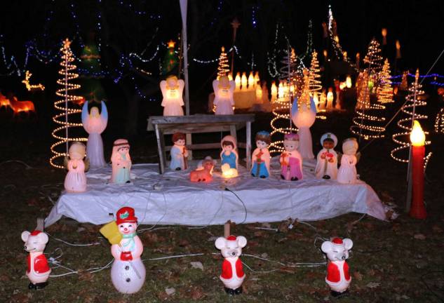 With more than 50,000 lights and music, no Town of Warwick home attracts more tourists at Christmastime than the home of Vincent Poloniak on Spanktown Road in the Village of Florida.