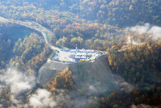 Photo Courtesy of Bob Donnan This aerial photo shows a hydraulic fracturing pad site.