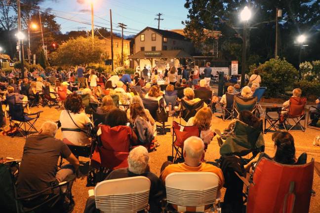 On Wednesday evening, July 24, an audience, estimated to be well over 600 fans, filled Railroad Green and the adjacent street and sidewalk area.