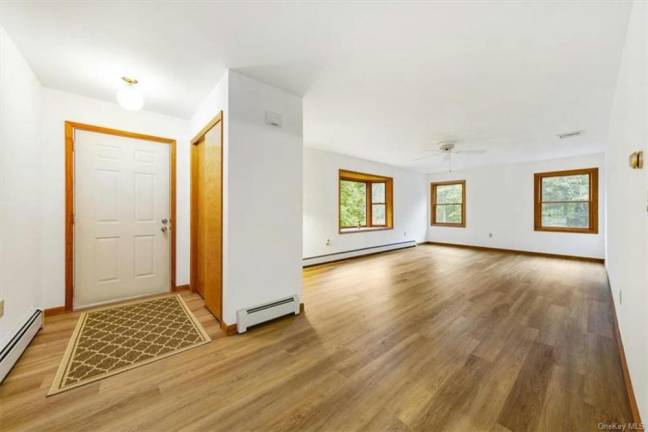 Impeccably maintained split level