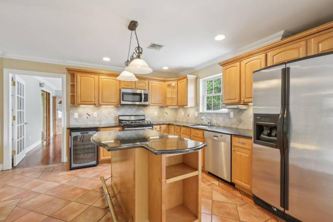 Spacious and Well-Maintained