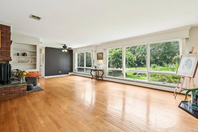Well-Maintained Ranch-Style Home