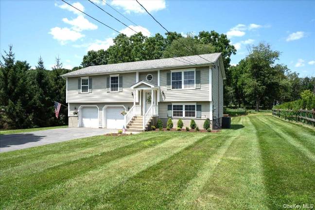 Lovingly Renovated Raised Ranch