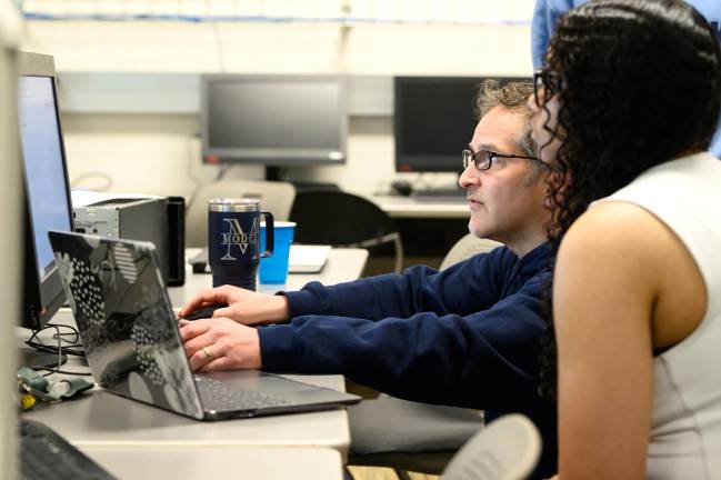 Micah Modell, Associate Professor of Information Technology, is one of the faculty leading Mount Saint Mary College’s new Artificial Intelligence minor.