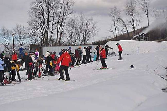 Photo provided by Carol Forshay A group lesson at Mt. Peter during the 2017 Learn to Ski or Snowboard Guinness World Record event last Friday, Jan. 6.