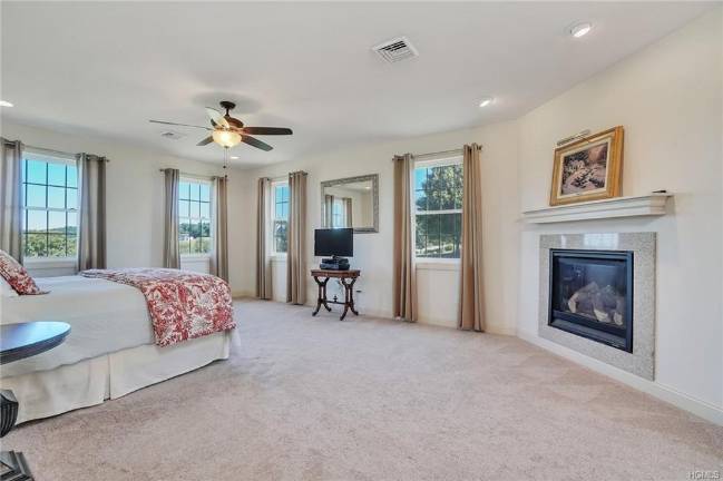 Welcome home to Pelton Crossing