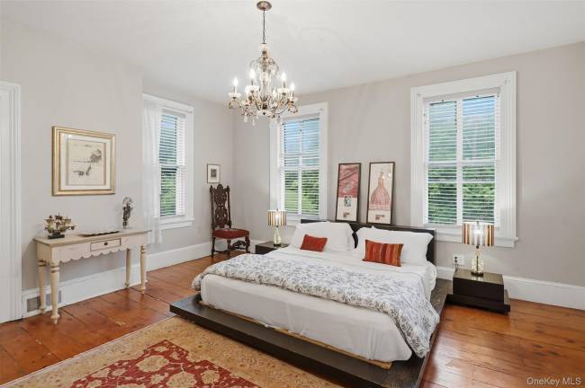 Gracious Warwick Estate