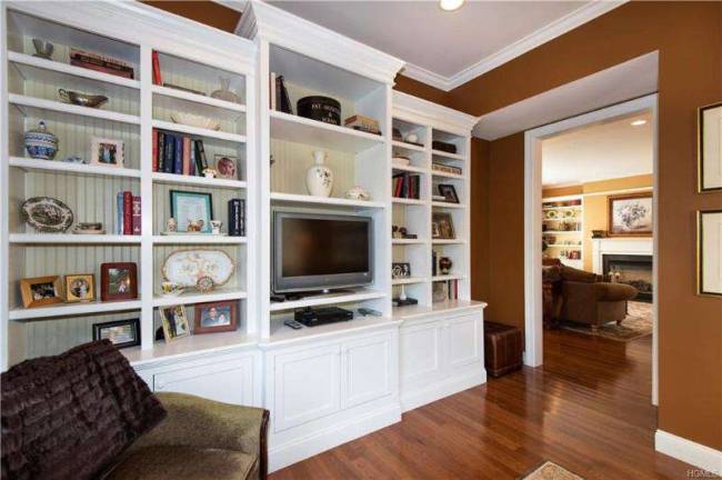 Live like royalty in Warwick Grove