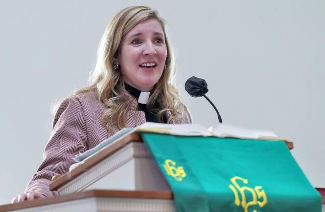 Keynote speaker the Rev. Stacey Duensing Pearce challenged the congregation to “do something” in the spirit of Dr. King’s philosophy during her sermon.