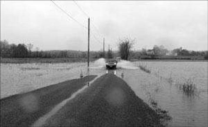 Nor'easter sweeps through Warwick