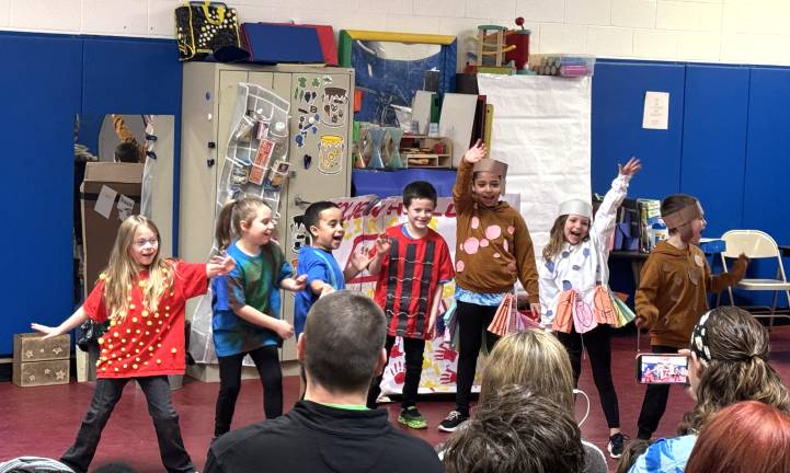 Primary team wowed judges and spectators alike with their creative solution to “Clowning Around with Science.”