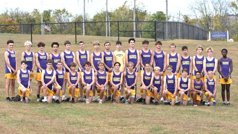 The2025 Warwick Boys Varsity XC Team