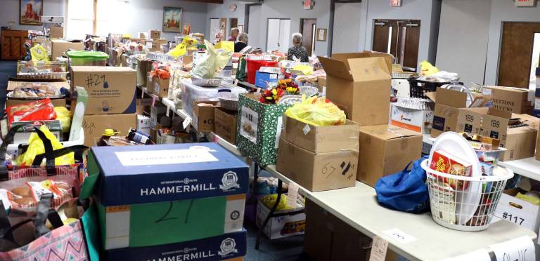 The store room at the Warwick United Methodist Church was literally and figuratively stuffed with Thanksgiving fixings.