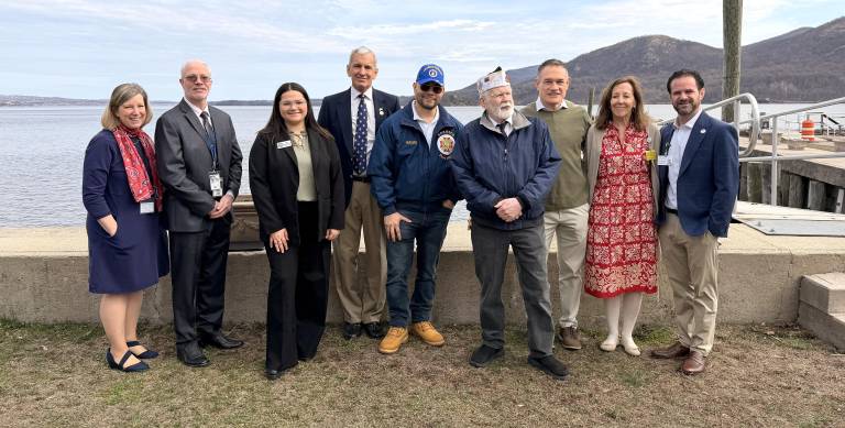 Community members, local leaders honor Vietnam veterans.