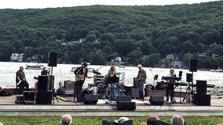 Some Guys and a Broad plays Pennings Farm Cidery on Sunday, Sept. 6